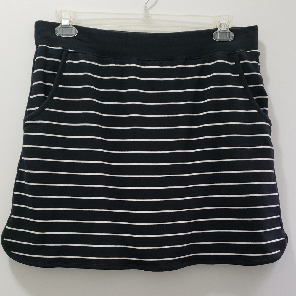 Denim & Company Active Mini Skirt  Black and White Striped Women's  Skort